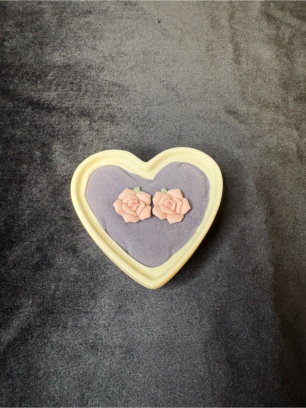 Vintage Style Pink Porcelain Rose Earings - Picture 2 of 5